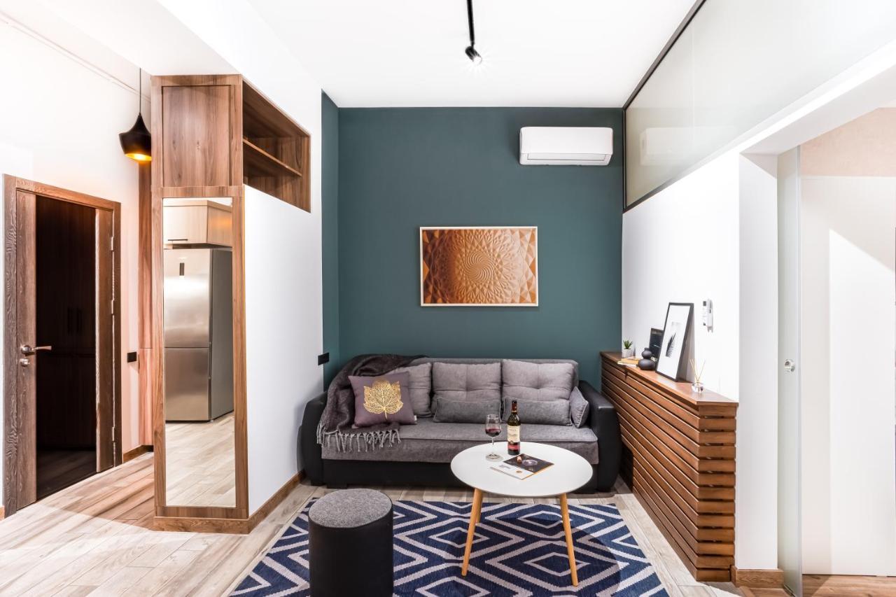Hotelise I Tonic Apartment Yerevan Bagian luar foto
